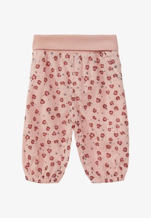 Pantalon rose clair avec un motif floral, présentant de petites fleurs rouges et des accents verts. Taille élastique et poignets froncés à la cheville.
