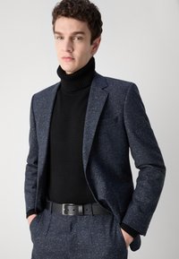 HUGO HENRY GETLIN  - Completo - dark blue