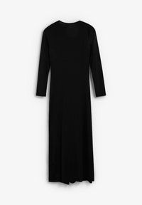 Robe midi noire à manches longues en tissu doux et extensible. Présente un col rond et une silhouette fluide et décontractée.