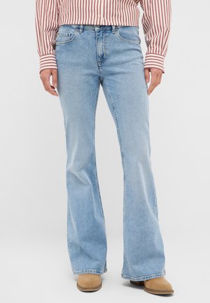 Mustang, Flared Jeans - blau