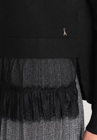 Patrizia Pepe Maglione - black