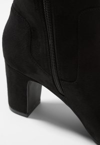 Bullboxer Stivali alti - black