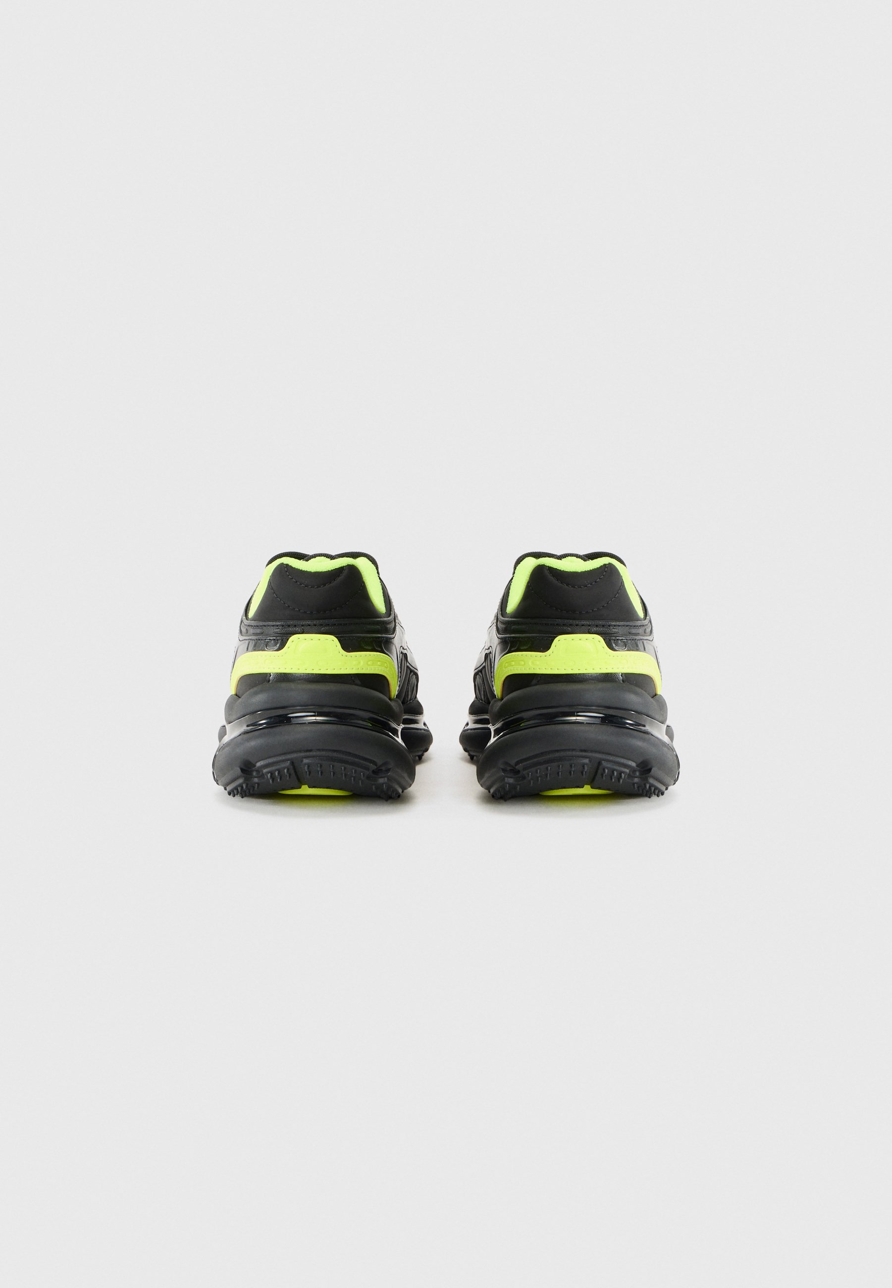 Lacoste L003 2K24 - Zapatillas - black/yellow/negro - Zalando.es