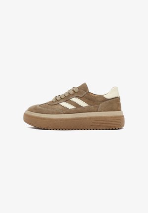 Derimod, Sneakers laag - light brown