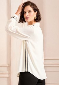 Love & Roses REGULAR FIT - DETAIL BUTTON THROUGH LONG SLEEVE  - Nööpidega pluus - cream