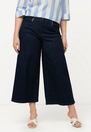 Ulla Popken Flared jeans - white