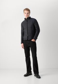 Colmar Originals MENS JACKET - Casaco de penas - black-vulcan