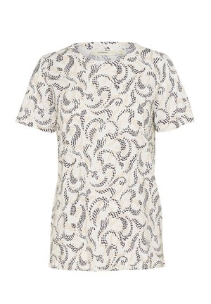 Gaisnas krēmbaltā T-kreklā ar viļņojošu tumši zilu un bēšas krāsas rakstu. Apaļas kakla izgriezums, maiga tekstūra un parasta piegriezuma stils.