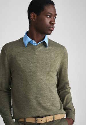 SERGE V NECK - Strickpullover - capers