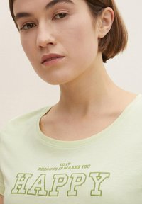 TOM TAILOR DENIM - T-shirt print - soft jade green - 3