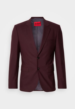 Blazer burdeos de corte ajustado, solapas de muesca, dos botones y un bolsillo en el pecho. Forrado en gris, con detalles de botones negros.