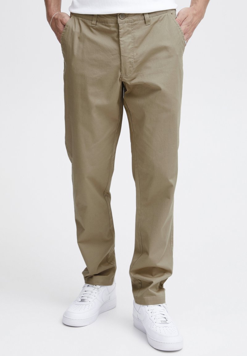 Solid SDJOE REGULAR FIT - Chino - tree house