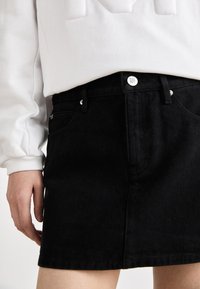 DKNY SKIRT - Farmerszoknya - black