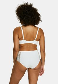 Sans Complexe SUZIE - Braguitas - ivory