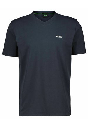 Marineblaues T-Shirt mit kurzen Ärmeln und V-Ausschnitt, mit kleinem weißem "BOSS"-Logo auf der linken Brustseite und einem schwarzen Etikett im Innenkragen.