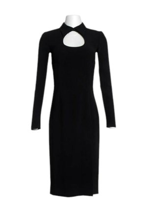 Schwarzes Midi-Kleid mit langen Ärmeln, hohem Kragen und einem vorderen Schlüssellochausschnitt auf einer weißen Schaufensterpuppe.