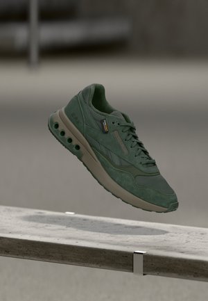 Reebok Classic ERS WORLD UNISEX - Sneakers - grit green/grit green/army green