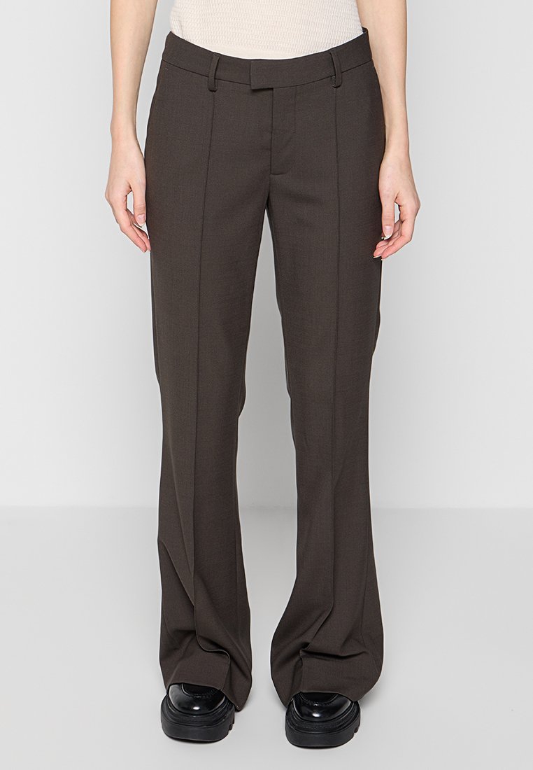 closed Broek bruin closed Broek bruin