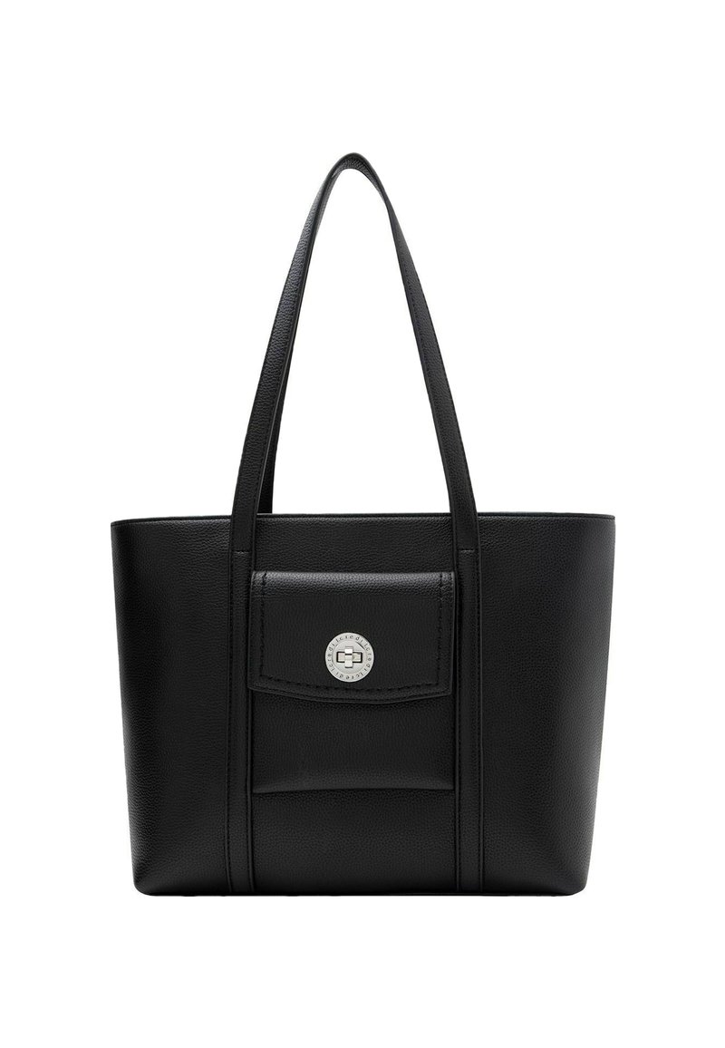 Schwarze Tragetasche aus strukturiertem Kunstleder, mit einer Vordertasche mit rundem silbernen Akzent und zwei Schulterriemen.