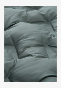 Ausgewählt, washed jasper green