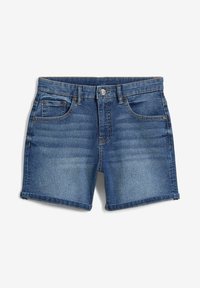 Bermuda in denim di colore blu scuro con un classico design a cinque tasche. Presenta un bottone e una chiusura con zip, con una superficie liscia e aperture delle gambe a taglio dritto.