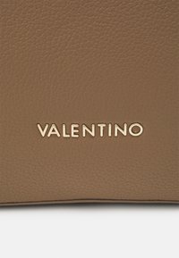 Valentino Bags SPECIAL MARTU - Rokassoma - taupe