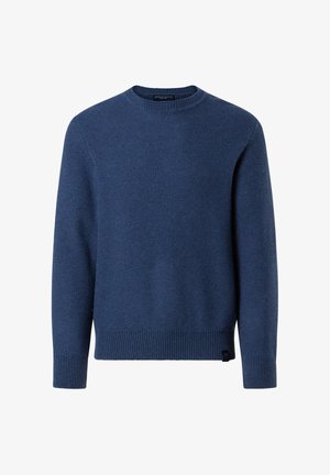 Maglione lavorato a maglia blu navy con scollatura tonda, polsini e orlo a coste, e un piccolo logo decorativo sul lato.