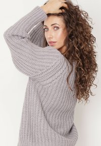 ANGELL - Sweter