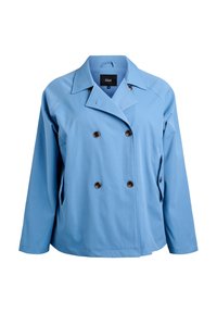 Modrá dvouřadá bunda z hladké látky, s výstřihem s klopami, hnědými knoflíky a bočními kapsami. Pohodlný střih s lehce spadlými rameny.