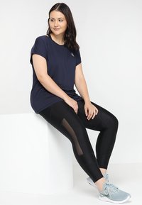 Active by Zizzi ABASIC ONE - T-shirt basic - night sky