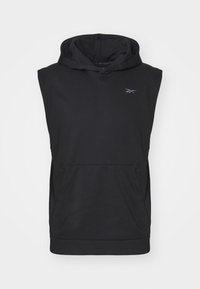 Svart ärmlös hoodie tillverkad av mjukt tyg, med framficka och subtil logotypdetalj. Slät textur och avslappnad design.