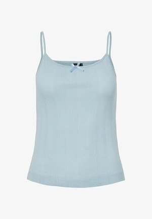 Vaaleansininen neulottu hihaton paita ohutolkaimilla, jossa on pieni nauhakoriste kaula-aukossa ja teksturoitu pystysuuntainen raidallinen kuvio.