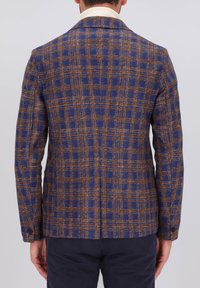 Blazer a quadri in misto lana blu e marrone, con una vestibilità strutturata, rever a punta e uno spacco singolo sul retro.
