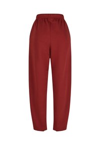 Bordo sporta bikses ar elastīgu jostu, brīvu piegriezumu un gludu auduma tekstūru. Izstrādātas komfortam bez redzamām detaļām vai akcentiem.