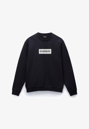 Tricou negru cu guler rotund, manșete și tiv dintr-un material cu nervuri. Prezentă o etichetă albă rectangulară cu textul "NAPAPIJRI" și "geographic".