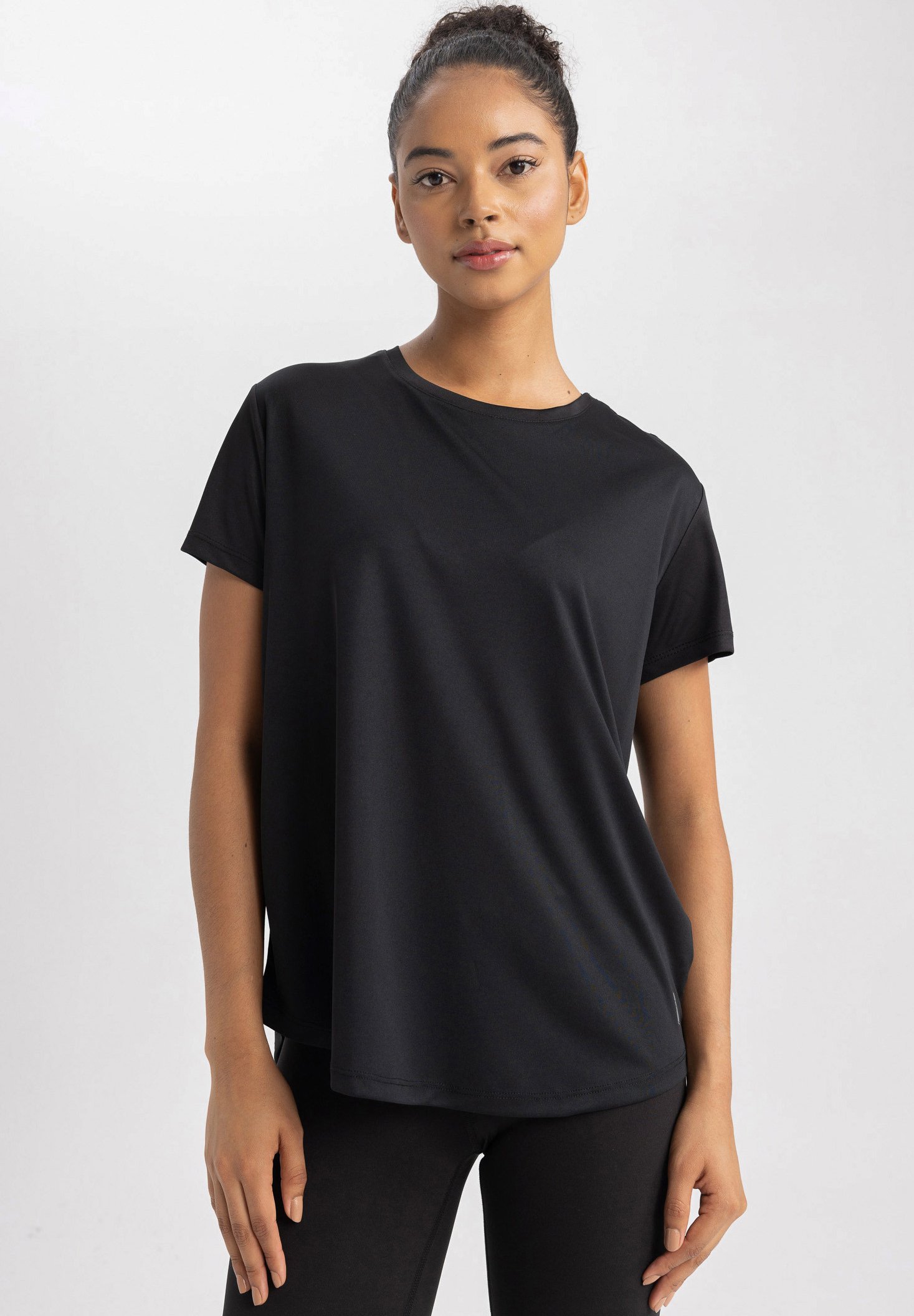 T-Shirt DeFacto Per Bambine E Ragazze - Cotone Morbido Con Elastan | Design Trendy E Sportivo - Foto 3