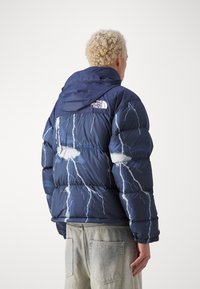 The North Face 1996 RETRO NUPTSE JACKET - Jakna ispunjena paperjem - summit navy