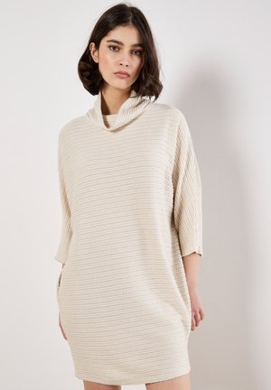 TEXTURED CABLE KNIT COCOON  - Abito in maglia - stone