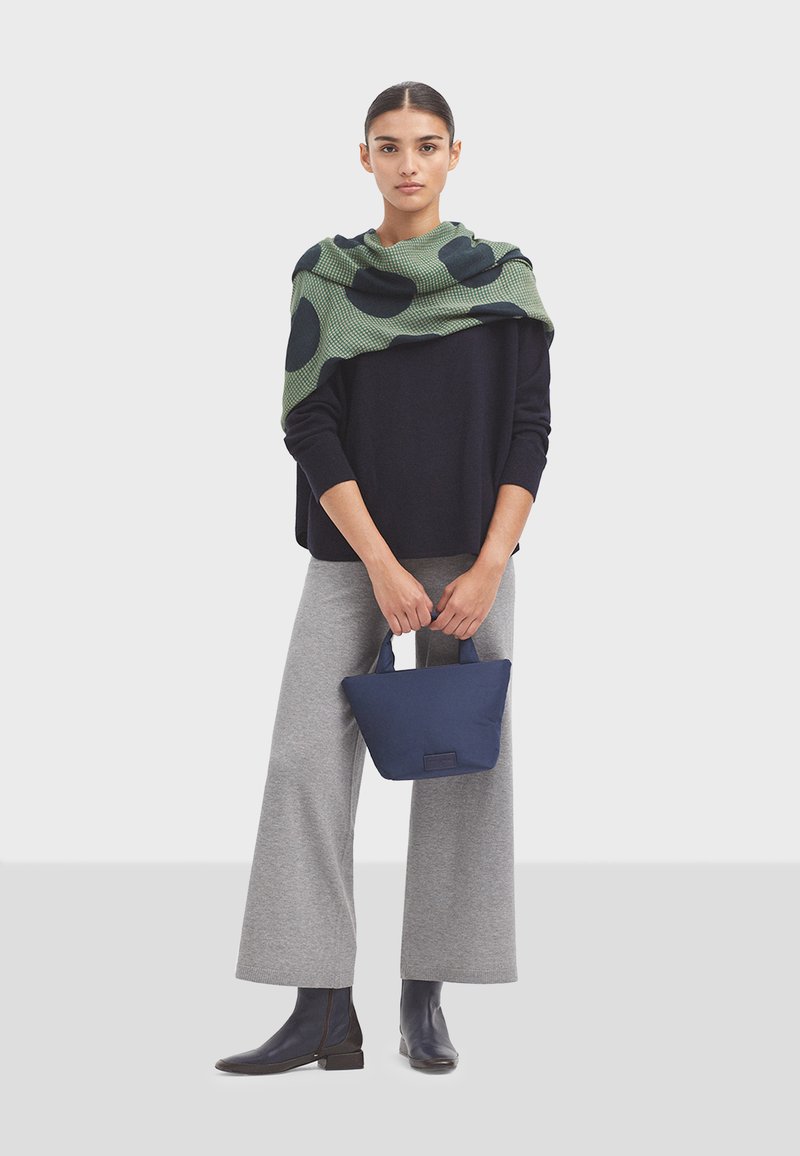 Nice Things Sjaal - green