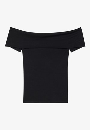 Haut noir à épaules dénudées en tissu extensible doux. Présente des manches courtes et une silhouette ajustée. Design simple et sans couture.
