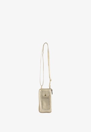 Petit sac bandoulière métallisé doré avec longue sangle réglable, poche avant à rabat avec fermeture pression et compartiment principal zippé.