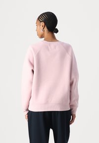 UGG MADELINE FUZZY LOGO CREW NECK - Sportska majica - ashen rose