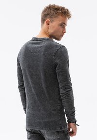 Ombre Longsleeve - black