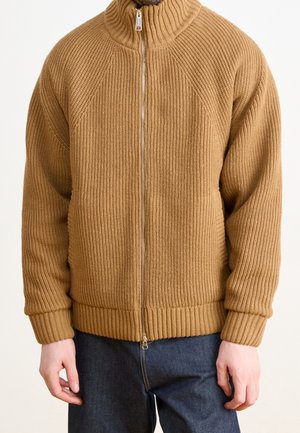 Vest - light brown