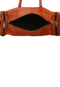 Duffel taske i tanlæder med en oval åbning, dobbelte lynlåse og korte håndtag. Indersiden er sort med en glat tekstur og fleksibelt design.