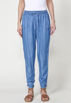 Jeans Tapered Fit - azul med medium blue