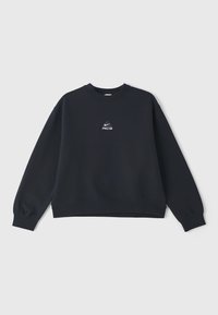 Navy blue crew neck sweatshirt made of cotton, featuring ribbed cuffs and hem, with a small white logo on the chest.