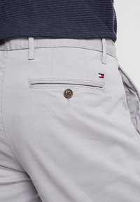 Tommy Hilfiger Chinos - grey