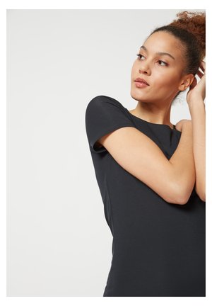 Skiny ESSENTIALS - Basic T-shirt - black