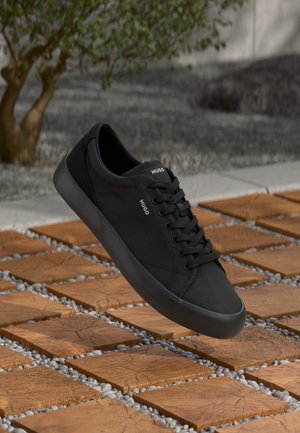 HUGO UNISEX - Športni copati - black